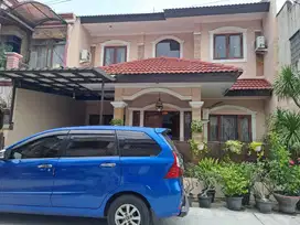 Rumah Cantik LT 126 Meter di Komplek Galaxy