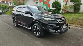 FORTUNER TRD SOLAR 2018