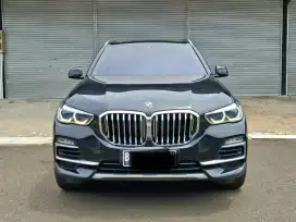Bmw X5 3.0 xdrive 4.0i. thn 2021. Hitam. Perfect cond