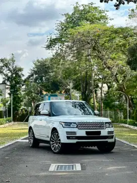 KM 21Rb!! Range Rover Vogue 5.0L Autobiography 2014