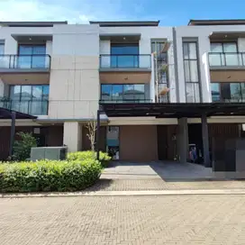Flash Sale. Rumah mewah Zora Keia, BSD