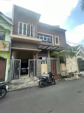 Rumah 5 kamar full furnish siap huni suhat lowokwaru malang