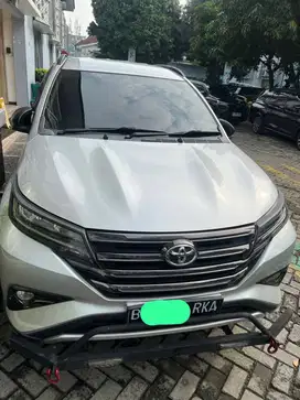 Toyota Rush Silver Tahun 2022, KM 42.000, Plat Genap