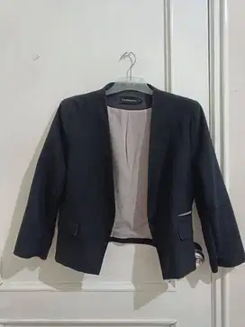 Blazer Hitam Wanita Preloved