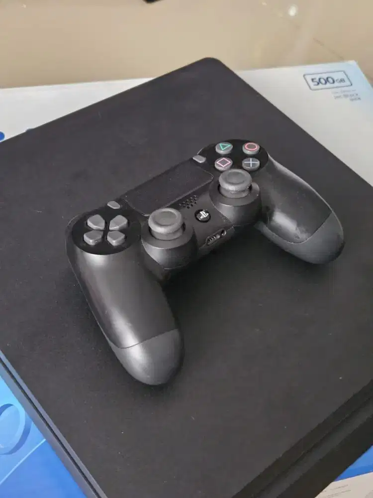 Sony PS4 like new 500GB