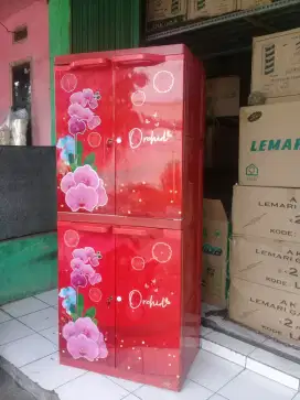 Lemari plastik naiba
