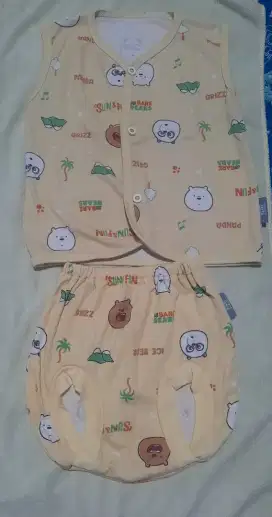 Preloved Setelan Bayi kutung