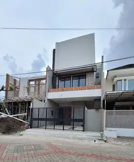 Jual Rumah 2 lantai Baru, di Area Perumahan dekat Kenjeran, Surabaya