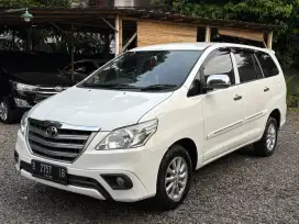 TOYOTA KIJANG INNOVA 2015