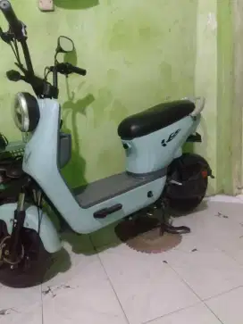 Uwinfly d8d masih okee