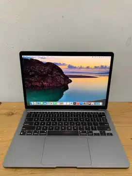 Macbook air M1 2020 8/256gb