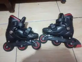 Sepatu roda anak
