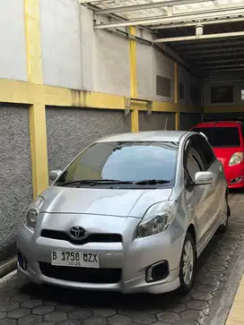 Yaris E At 2013 Facelift Km 70rb