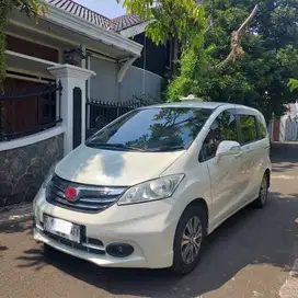 Honda Freed 2012 Bensin