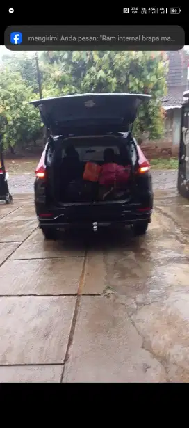 Sewa mobil dan trevel