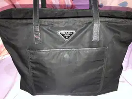 Prada totebag authentic