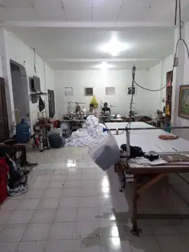 Jual Cepat Rumah Gudang Blong ex Konveksi di Margahayu Permai