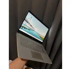 Laptop HP 3020E 4GB/128GB SSD (Bekas)