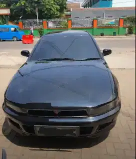 New galant 2500 cc terjamin kecepatan mesin halus bgt oli kering