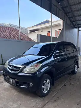 Daihatsu Xenia 2011 Bensin