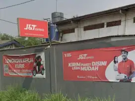 KURIR PAKET MOTOR J&T EXSPRESS