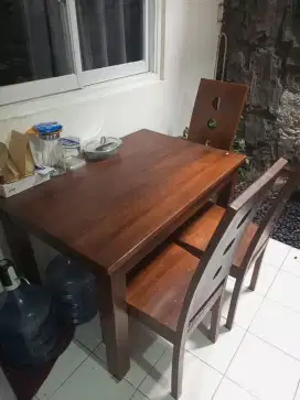 Meja Makan Kayu Set