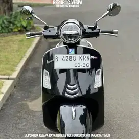 PIAGGIO VESPA GTS 4V 150 IGET ABS LED TH 2020 PERFECT CONDITION