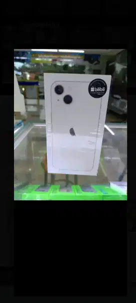 Iphone 13 128gb starlight white putih garansiresmi tAm iBox GDN blibli