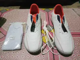 Sepatu Futsal Specs