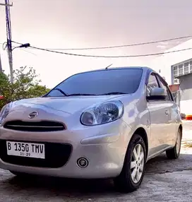 Nissan March 2011 Bensin