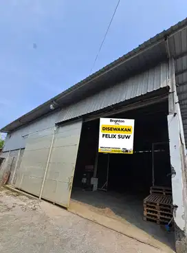 Disewakan Gudang dengan  Office @ Tropodo Sidoarjo