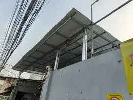 Kanopi baja ringan