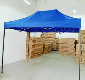 Tenda lipat kokoh