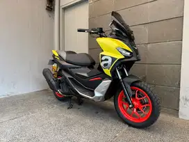 Aprilia SR GT 200