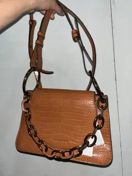 Tas Charles & keith ori