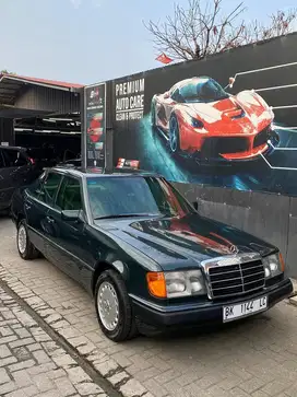 Mercedes Benz W124 300E Boxer A/T 1990 Original Odo 60rb