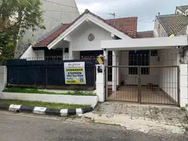Dijual/disewakan rumah sutorejo prima indah