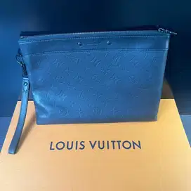 Louis Vuitton Pochette-To-Go G65