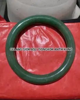 Gelang Giok Tiongkok Kuno bonus liontin giok montor supra x batu topaz