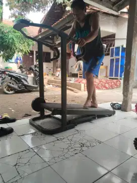 Di Jual cepat treadmill manual