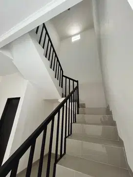 Jual Rumah Baru minimalis American Style di Turangga Kota Bandung