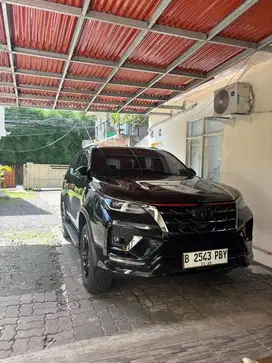 Fortuner TRD Facelift 2020 KM 32 ribu