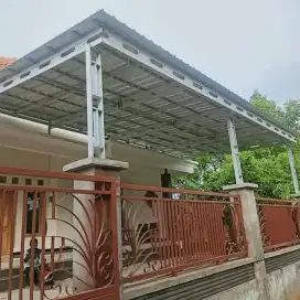 Rangka atap baja ringan