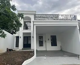 Rumah bagus siap huni swimming pool di cluster sentul city