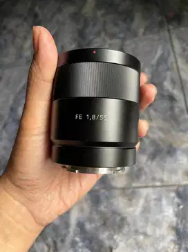 Dijual Lensa Zeiss Sonnar T* FE 55mm f/1.8 ZA Sony E-mount