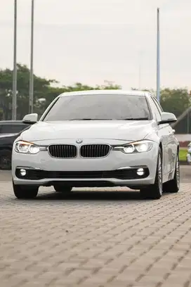 Wajib Punya !! BMW 320i Luxury Facelift LCI 2018 (F30)