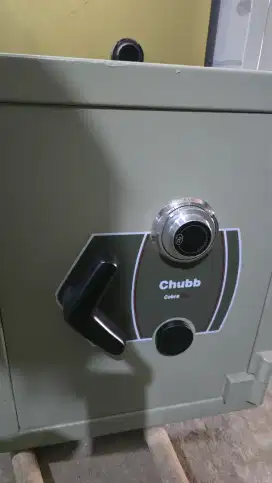 Brankas Chubb cobra elite size 2