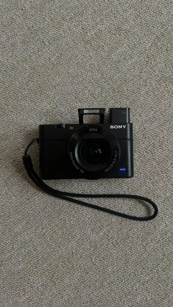 Kamera Sony Rx100 mark iii