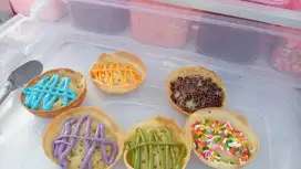 Berjualan Martabak Manis Keliling
