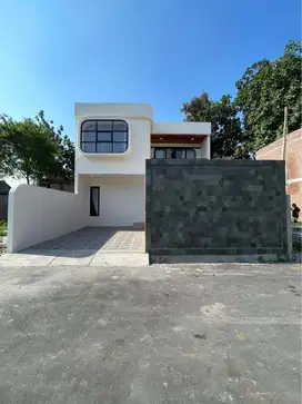 RUMAH MEWAH SIAP HUNI DI MAGUWOHARJO